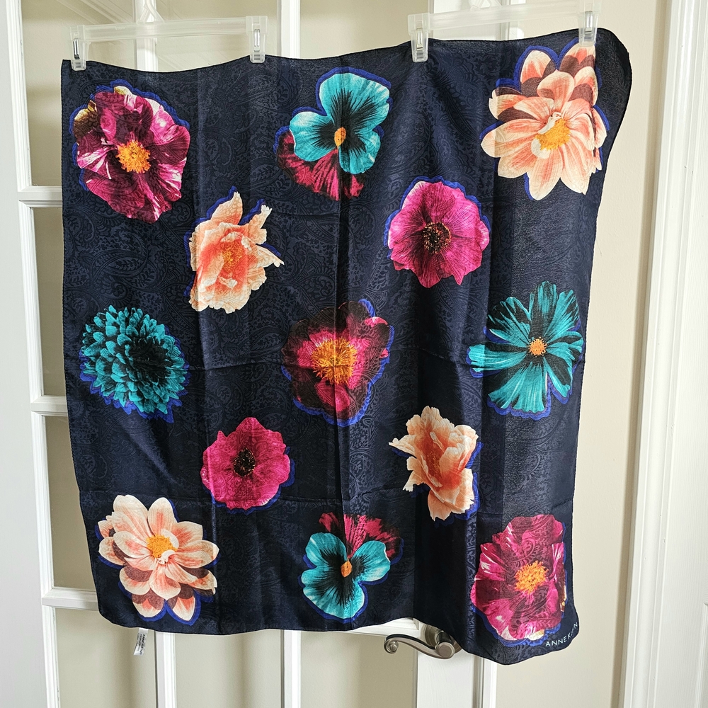 Anne Klein 100% Silk Hand Rolled Hem Scarf Floral Paisley Dark Blue Made Korea